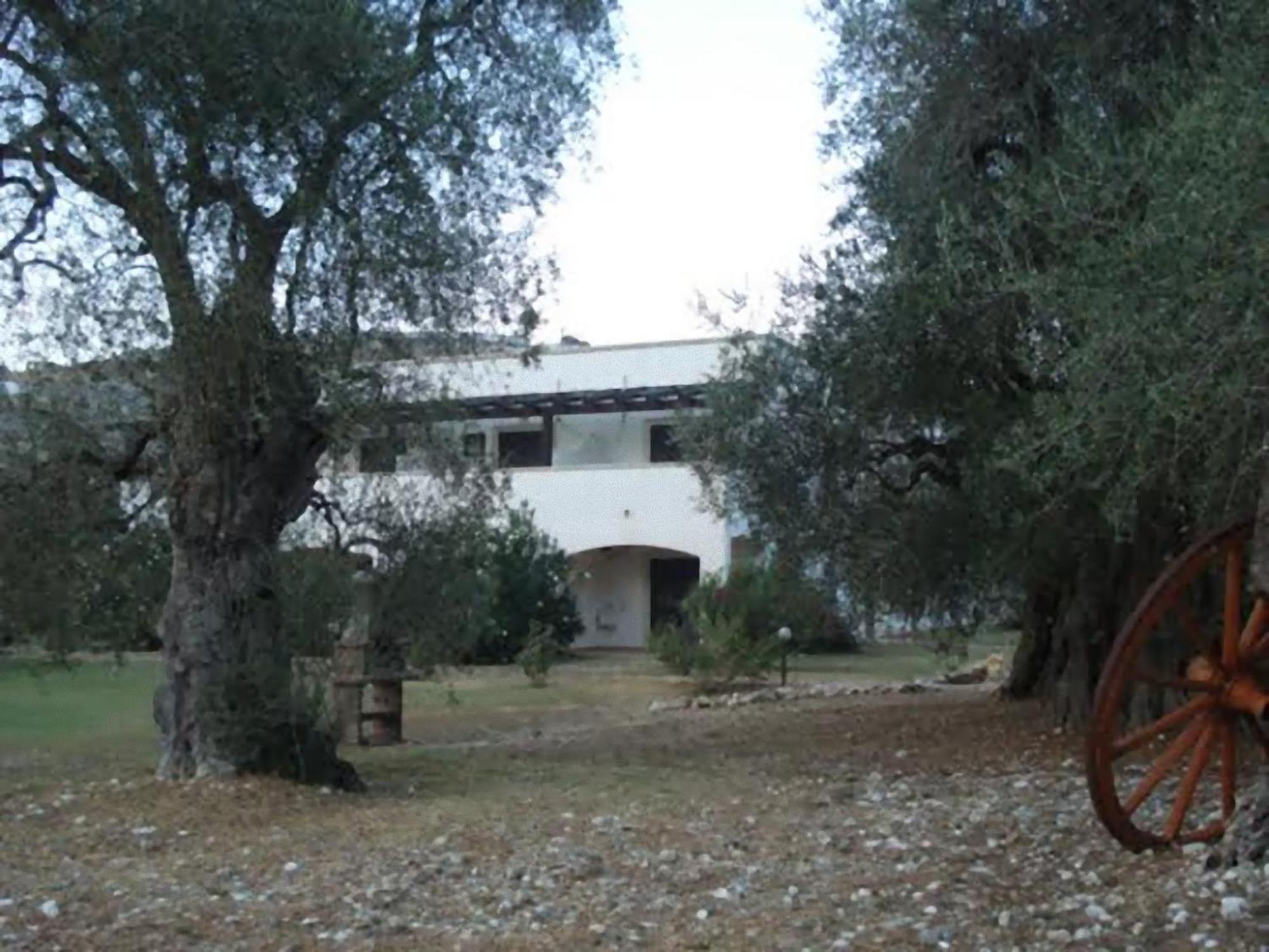فيلا La Piana Di Calena بيسْكيتْشّي المظهر الخارجي الصورة